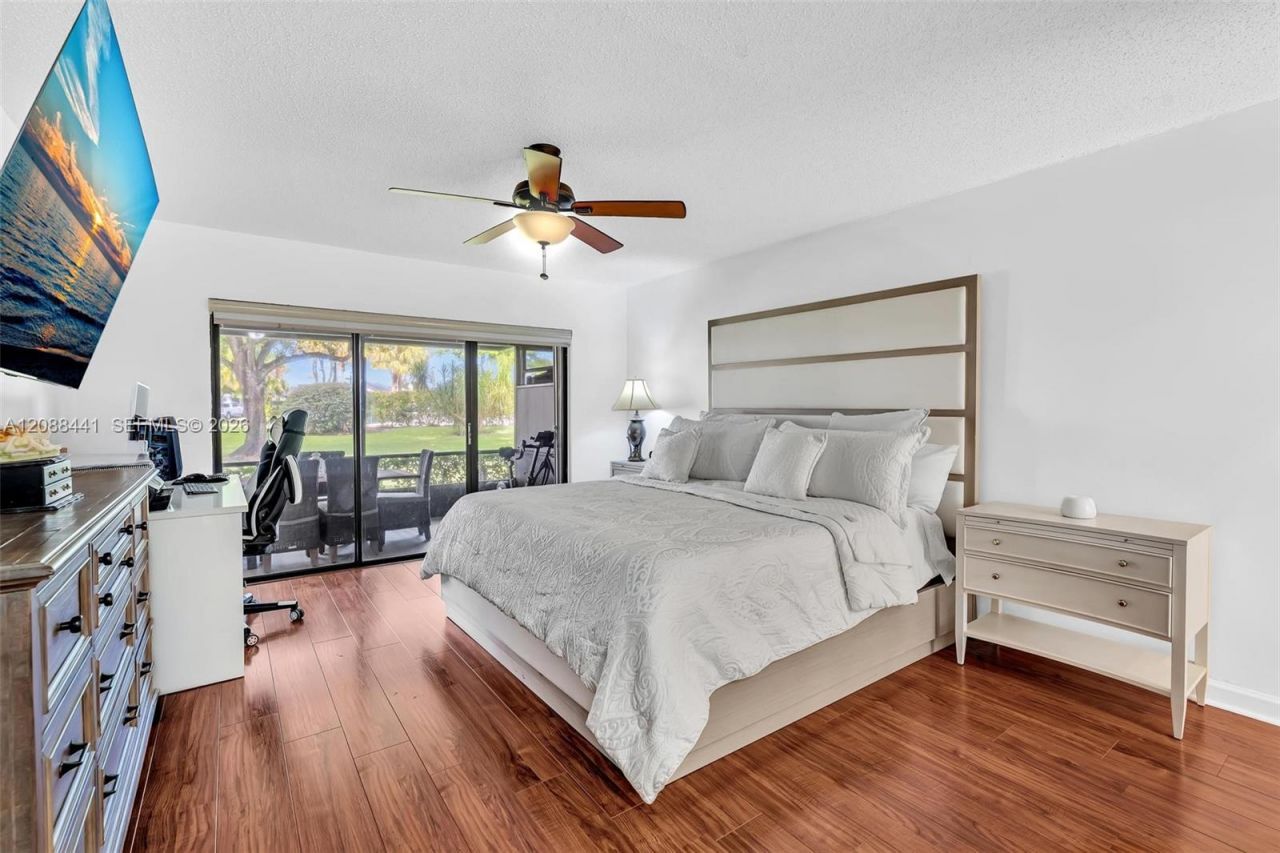 359 Fairway Cir, Unit 59, Weston, FL 33326 Photo