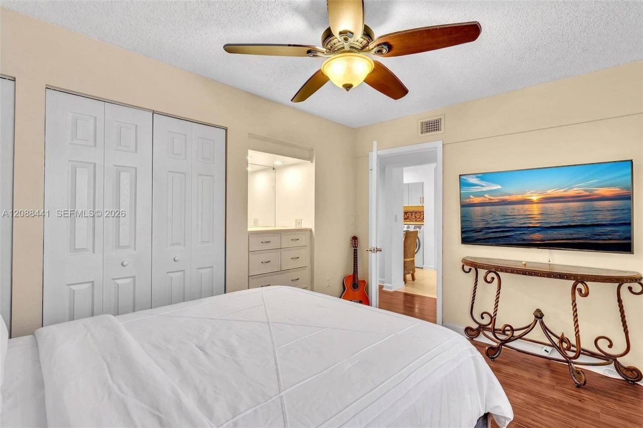 359 Fairway Cir, Unit 59, Weston, FL 33326 Photo