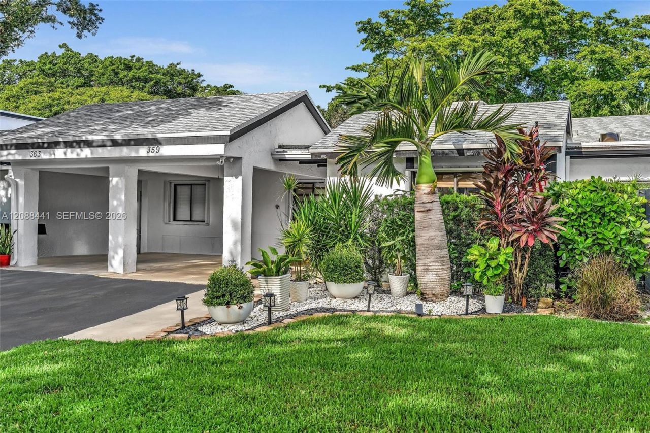 359 Fairway Cir, Unit 59, Weston, FL 33326 Photo