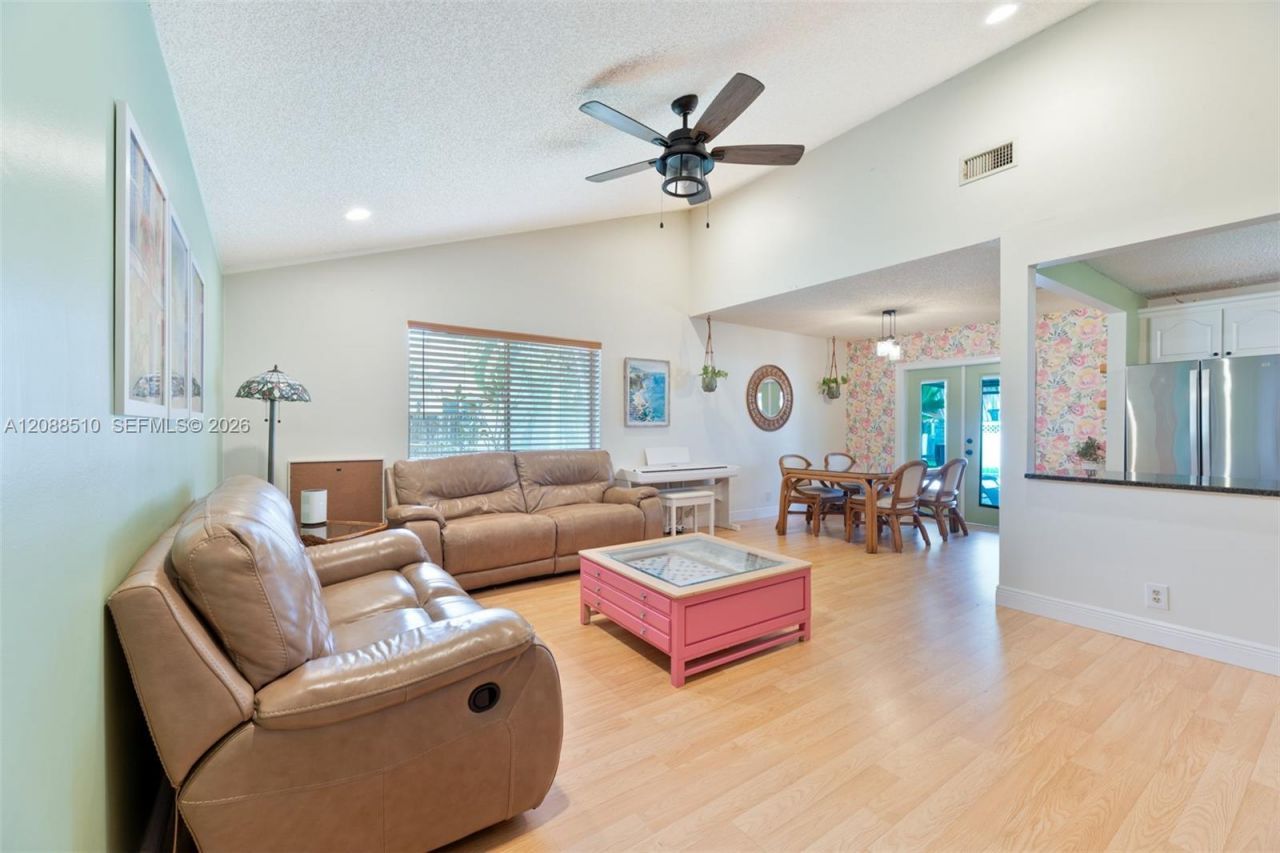 2160 NW 110th Ave, Sunrise, FL 33322 Photo