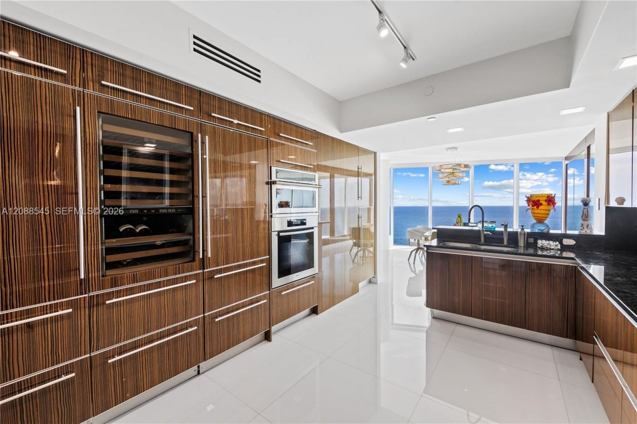 2711 S Ocean Dr, Unit 1902, Hollywood, FL 33019 Photo