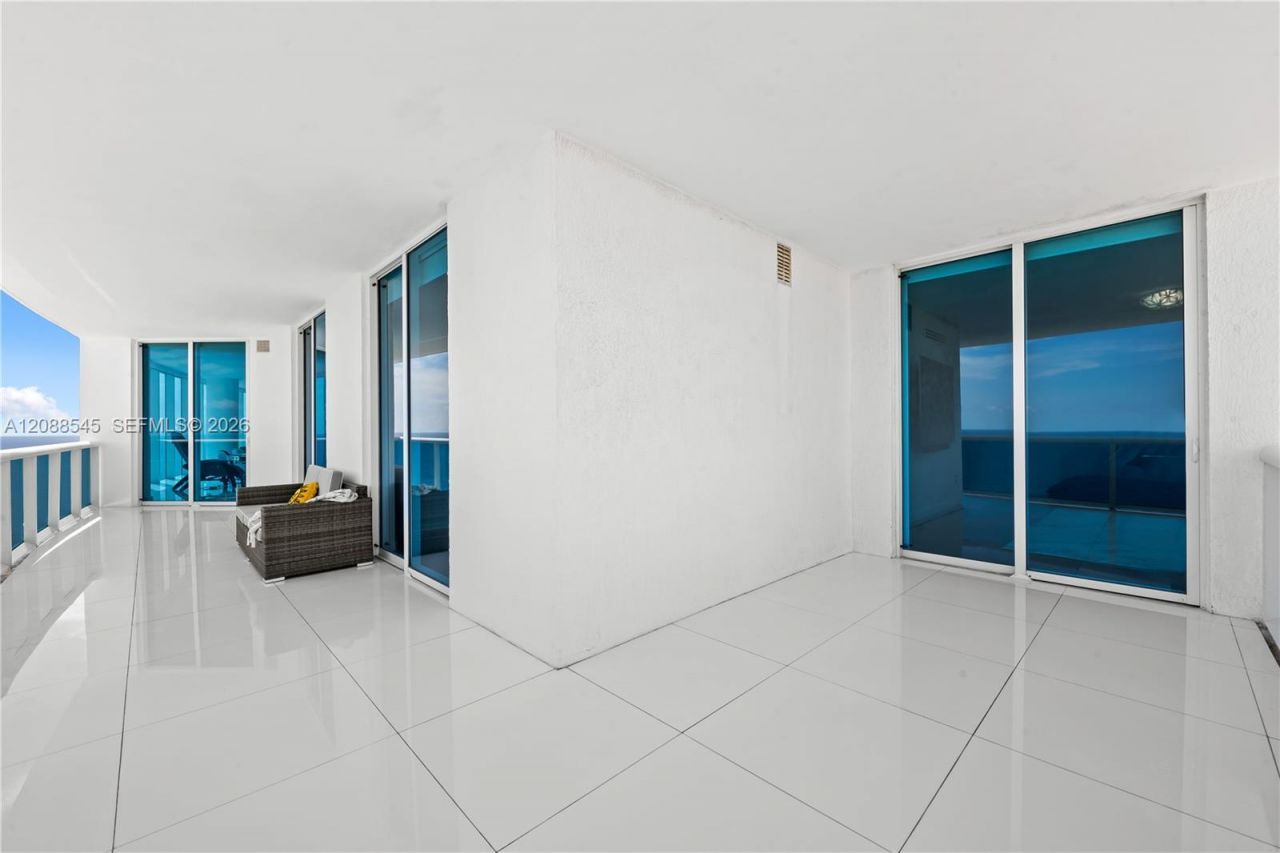 2711 S Ocean Dr, Unit 1902, Hollywood, FL 33019 Photo