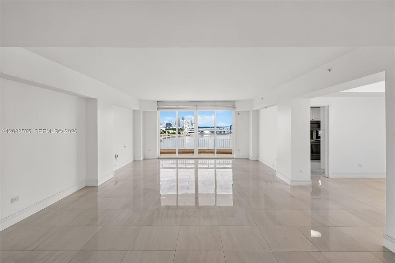 848 Brickell Key Dr, Unit 1104, Miami, FL 33131 Photo