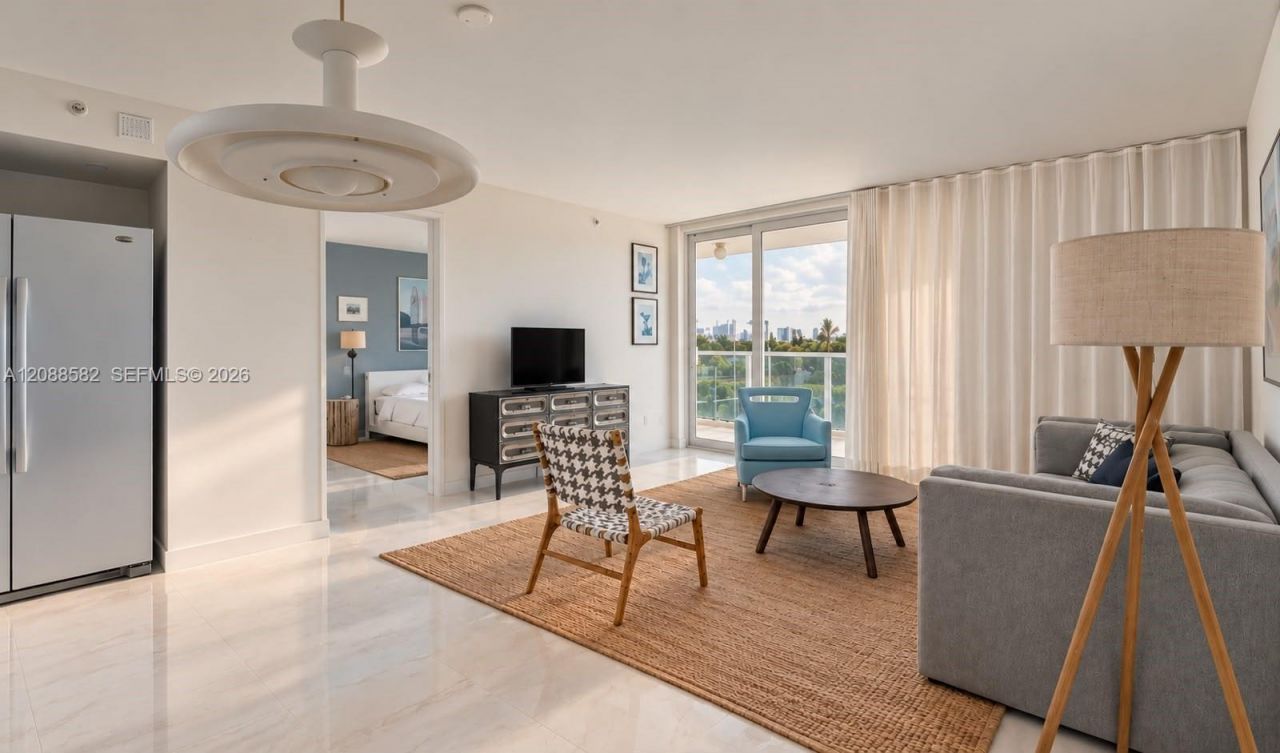 1035 West Ave, Unit 704, Miami Beach, FL 33139 Photo