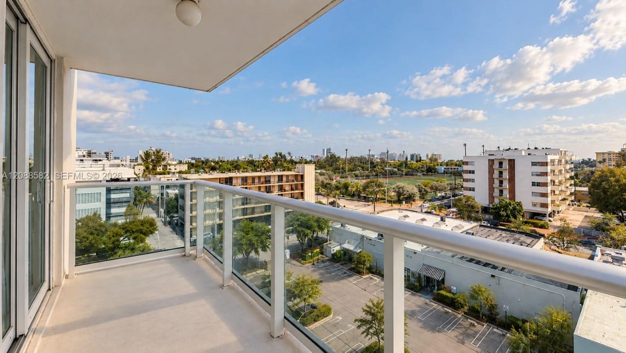 1035 West Ave, Unit 704, Miami Beach, FL 33139 Photo