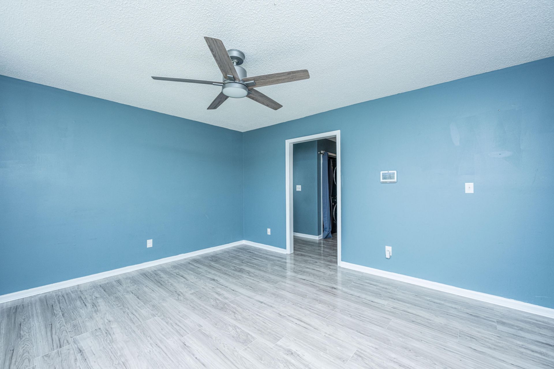 1326 Lawton Court Photo 4