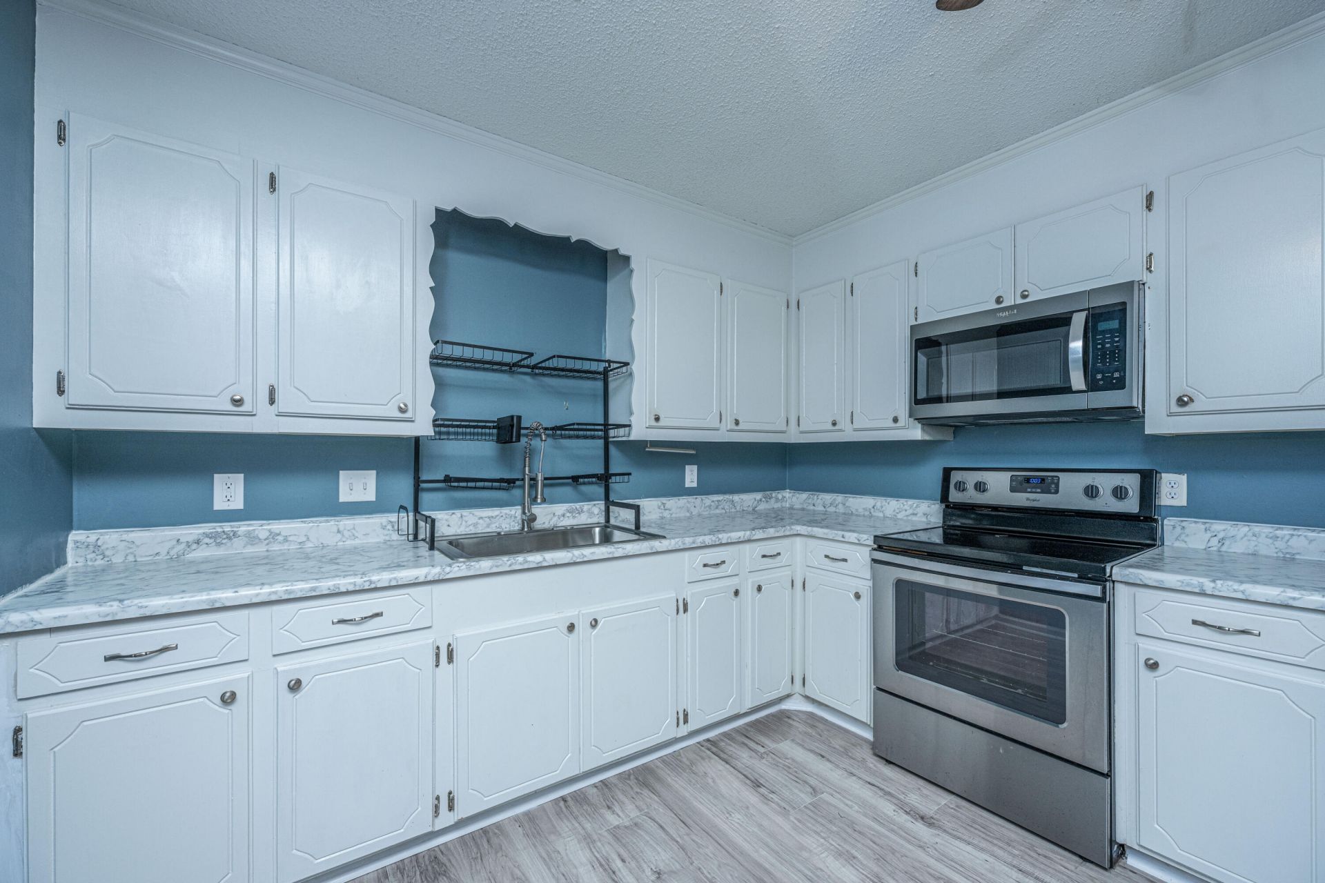 1326 Lawton Court Photo 8