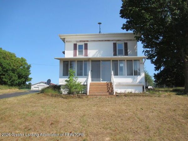 1286 W Roosevelt Road, Perrinton, MI 48871