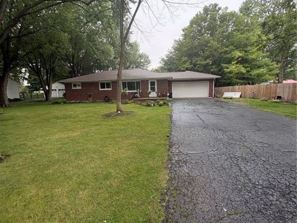 2576 Lefevre Road, Troy, OH 45373