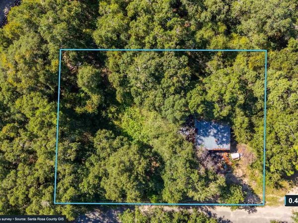 6467 Lynnwood Cir, Milton, FL 32583