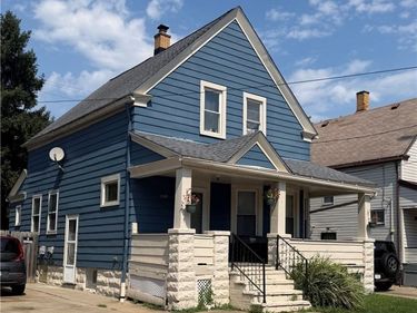 3930 Poe Avenue , Cleveland, OH 44109