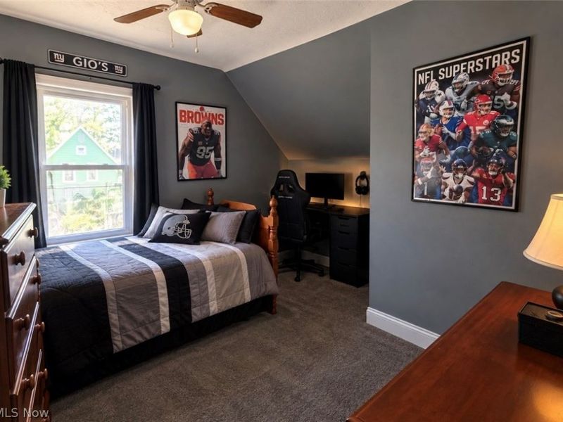3930 Poe Avenue, Cleveland, OH 44109 Photo 7