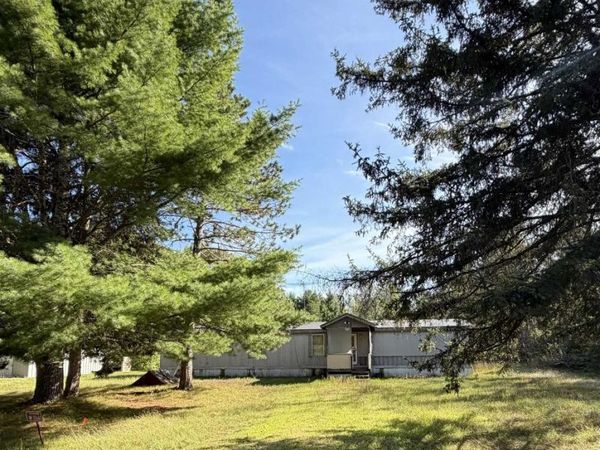 W12661 MCDONALD LANE, Crivitz, WI 54114