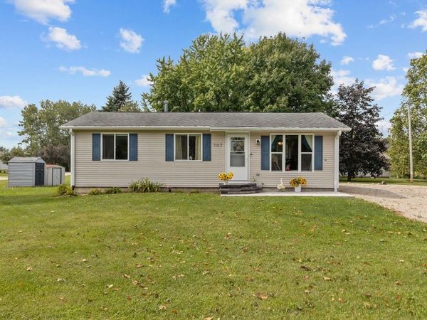 707 CASTELLO STREET, Fremont, WI 54940