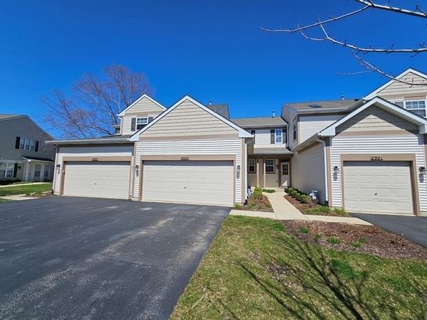 2923 Bartlett Court , Unit 2923, Naperville, IL 60564