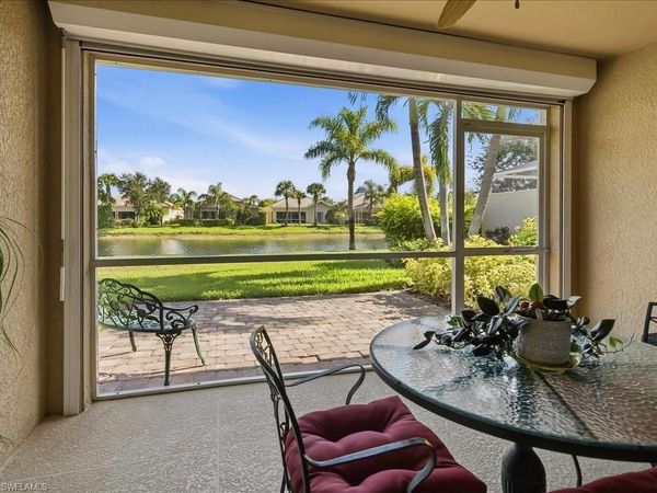 8647 Genova CT, NAPLES, FL 34114