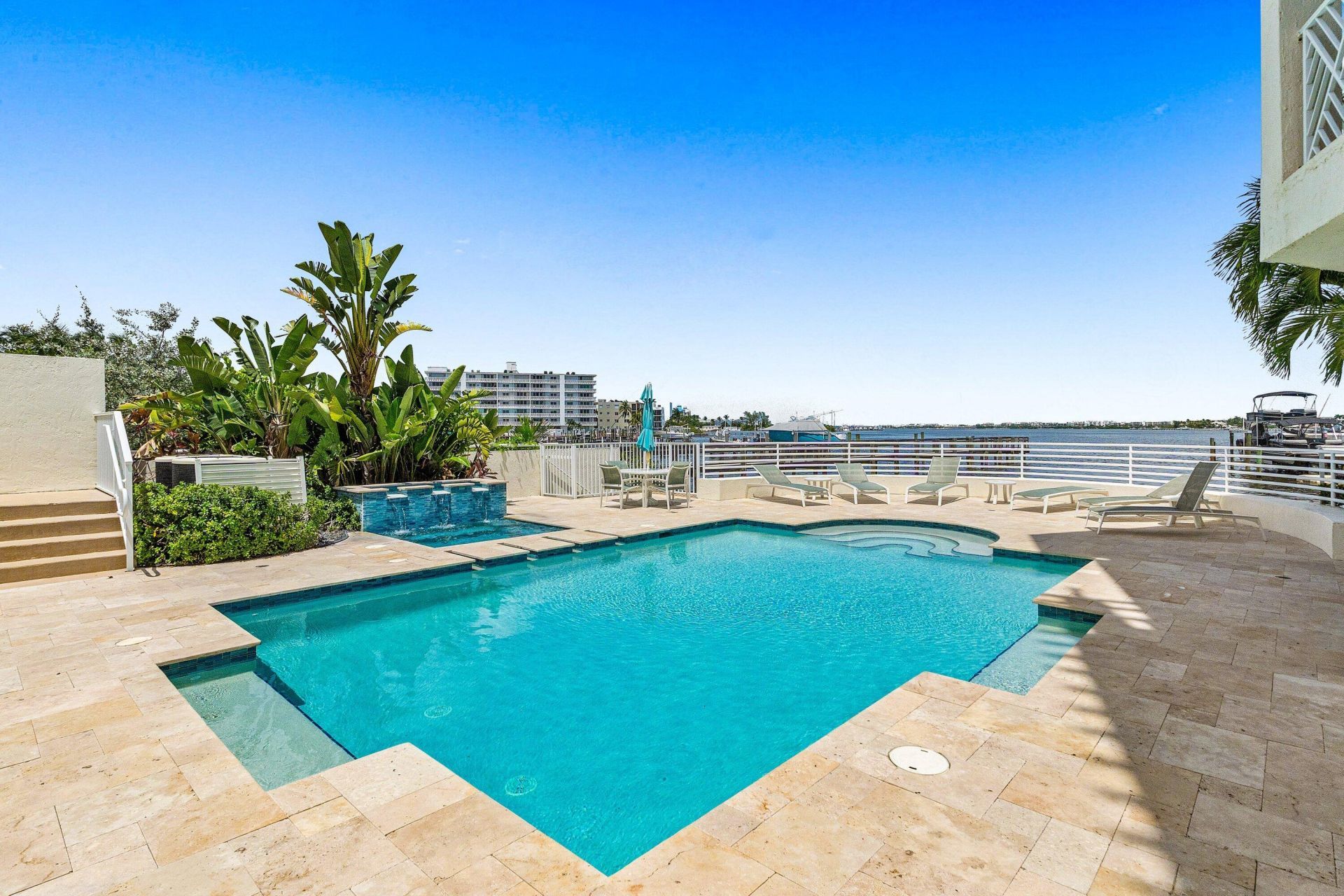 305 E Ocean Avenue, Unit Th-7, Lantana, FL 33462 Photo