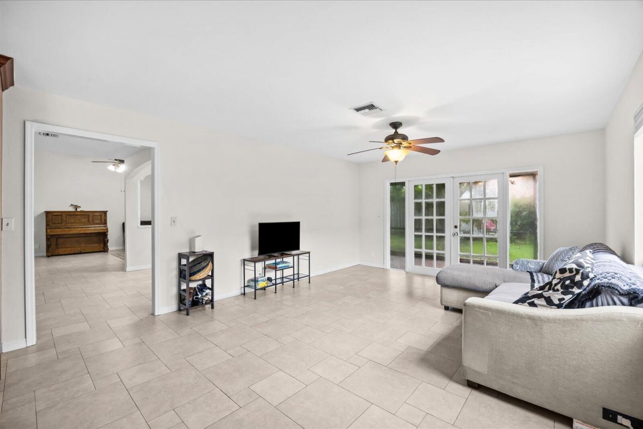 18831 Misty Lake Drive, Jupiter, FL 33458 Photo