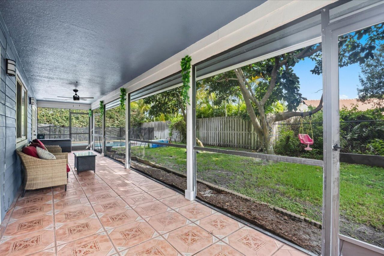 18831 Misty Lake Drive, Jupiter, FL 33458 Photo
