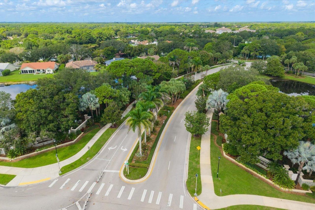 18831 Misty Lake Drive, Jupiter, FL 33458 Photo
