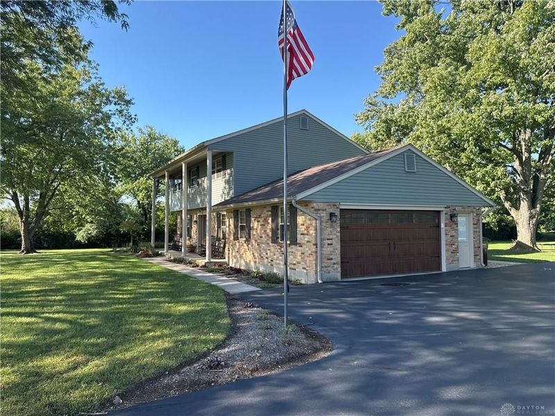 8207 Wellbaum Road, Brookville, OH 45309 Photo 4