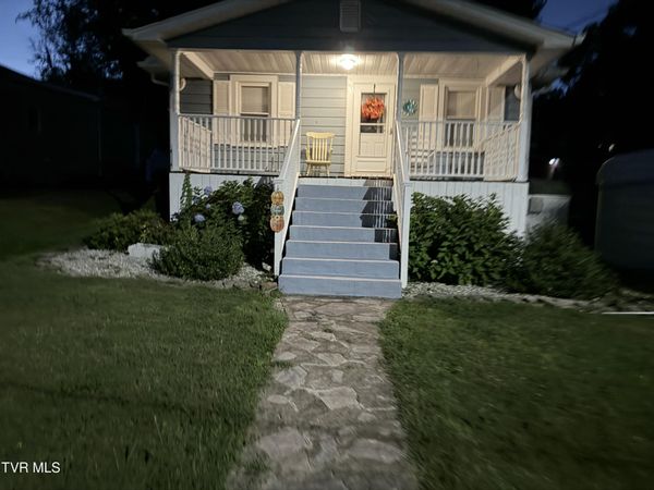 241 Magnolia Avenue, Bristol, VA 24201