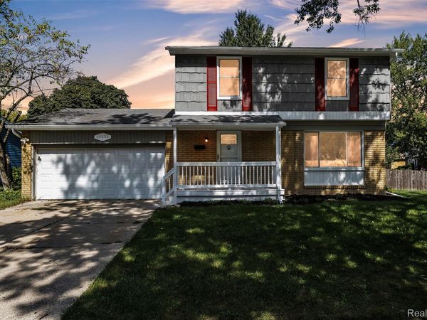 39202 Dillingham Street, Westland, Mi 48186