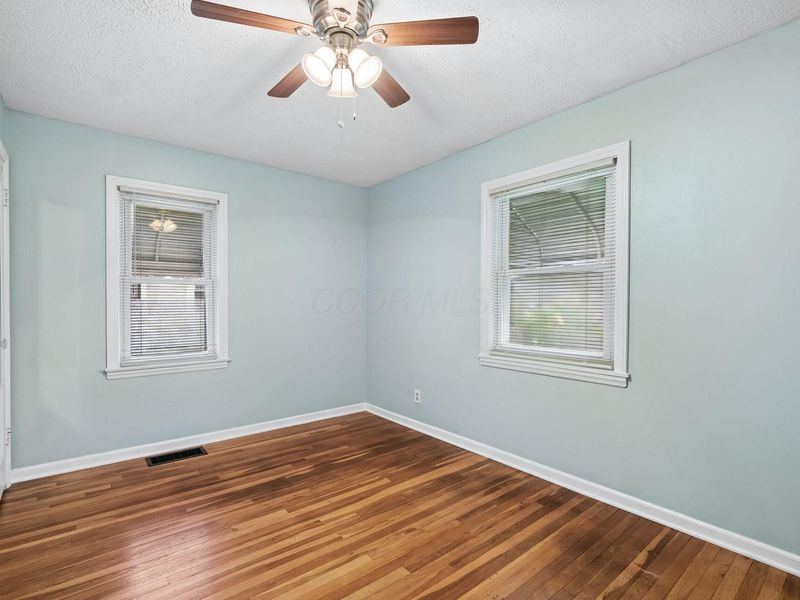 1072 Carlisle Avenue, Columbus, OH 43224 Photo 14