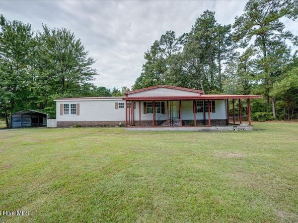 102 Gloria Court, Vanceboro, NC 28586
