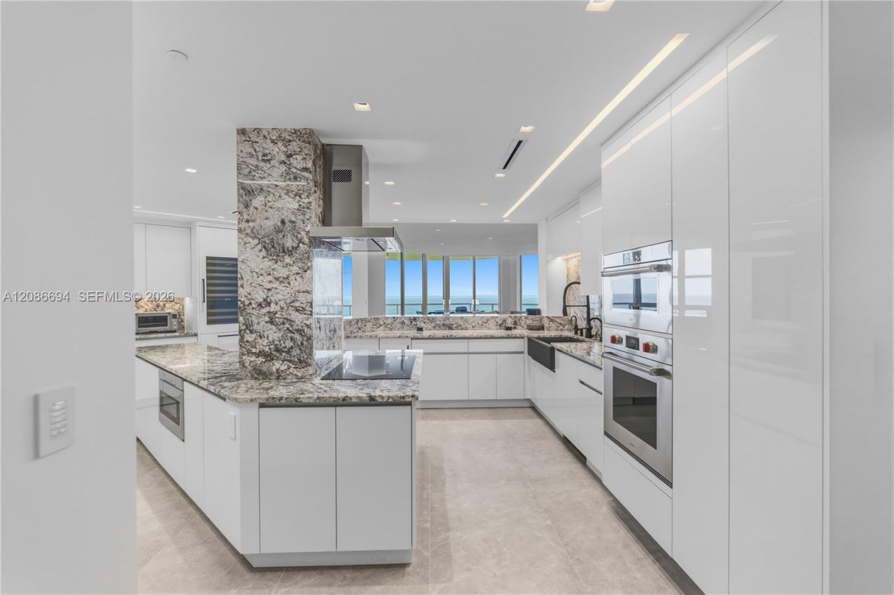 6051 N Ocean Dr, Unit 1601, Hollywood, FL 33019 Photo