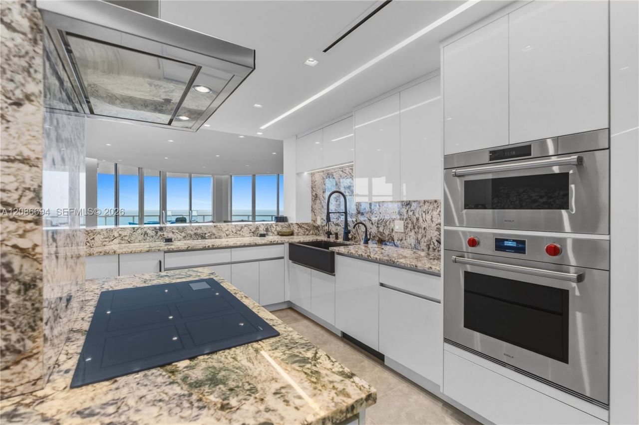 6051 N Ocean Dr, Unit 1601, Hollywood, FL 33019 Photo