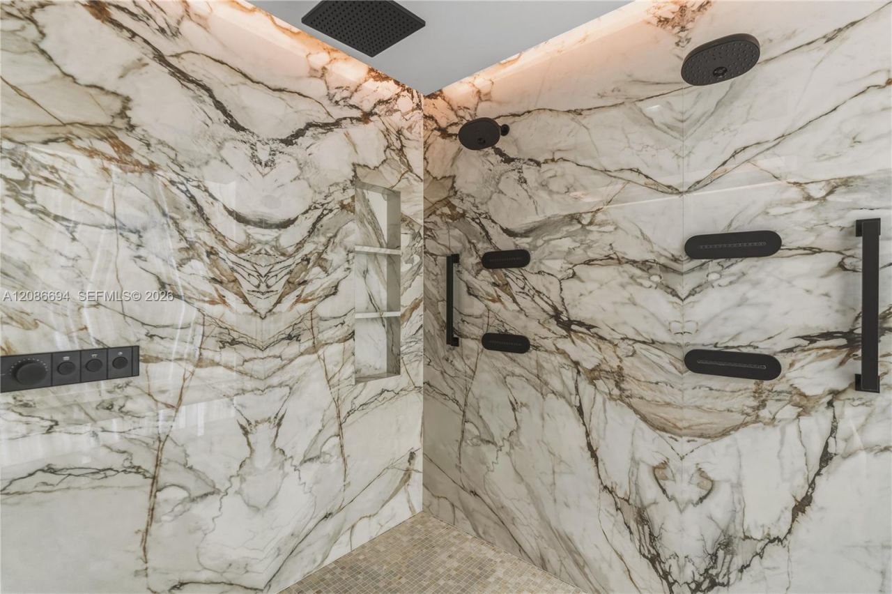 6051 N Ocean Dr, Unit 1601, Hollywood, FL 33019 Photo