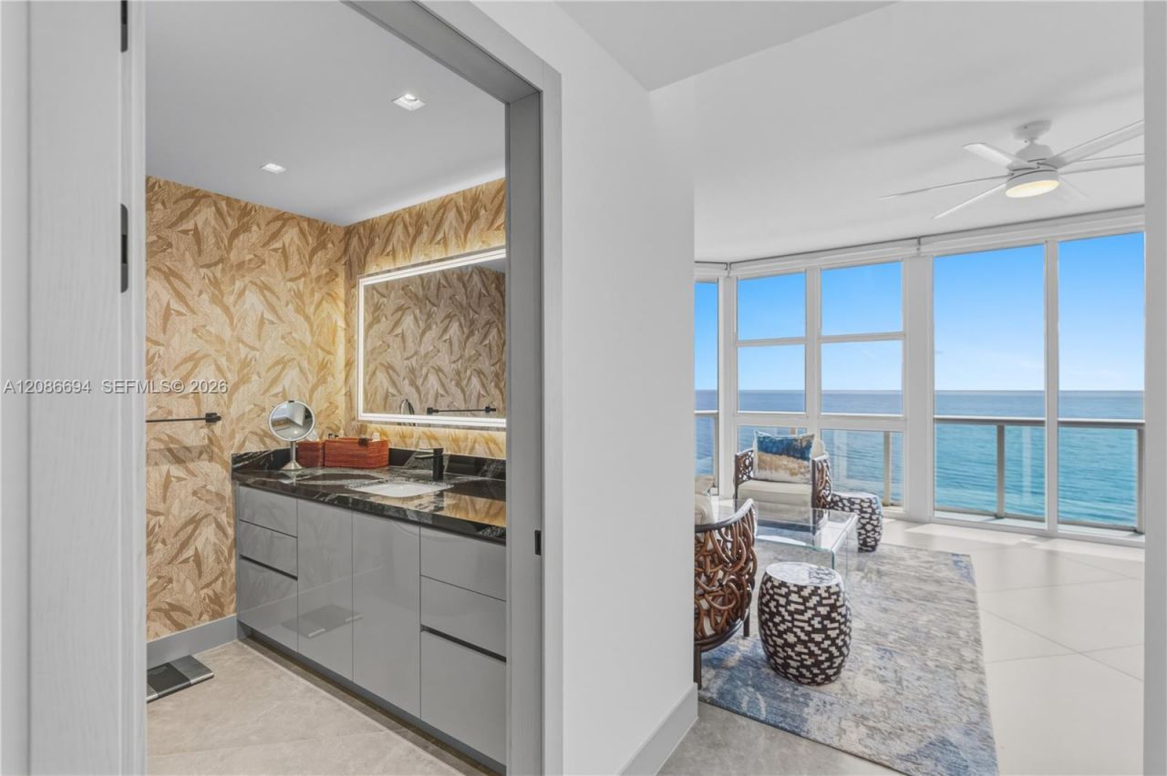 6051 N Ocean Dr, Unit 1601, Hollywood, FL 33019 Photo