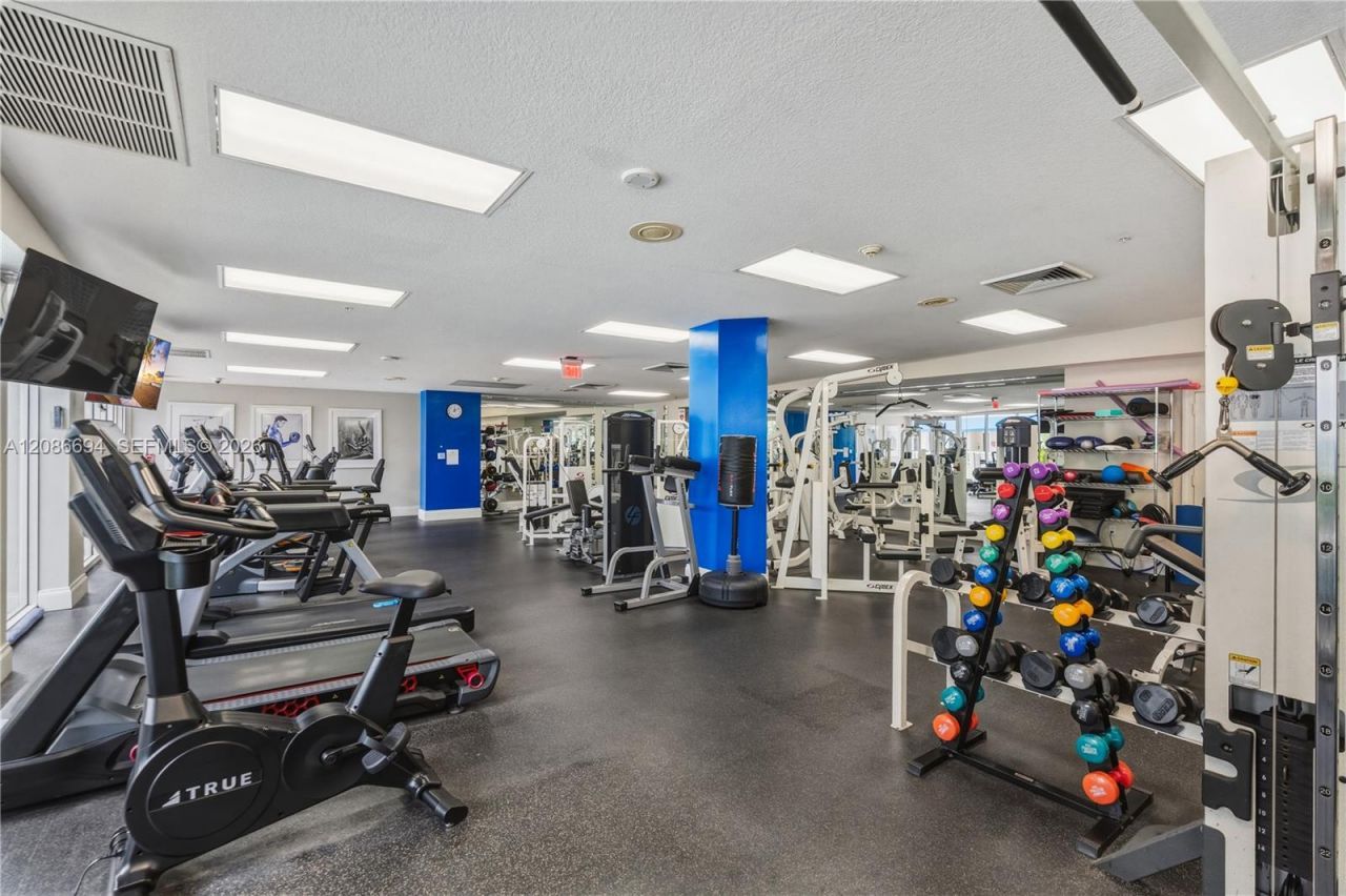 6051 N Ocean Dr, Unit 1601, Hollywood, FL 33019 Photo