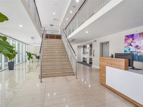 601 NE 23rd St, Unit 901, Miami, FL 33137