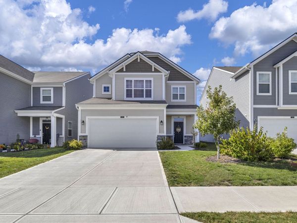5146 Triple Crown Way , Indianapolis, IN 46237