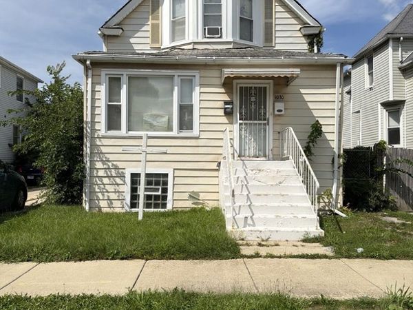1030 N Mason Avenue, Chicago, IL 60651