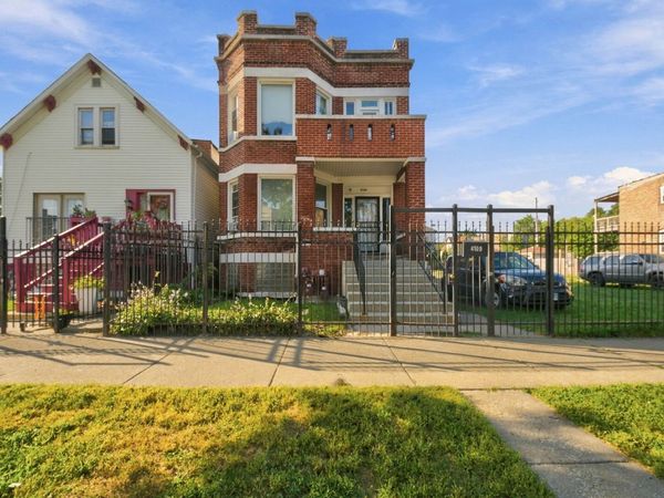 4109 W Van Buren Street, Chicago, IL 60624