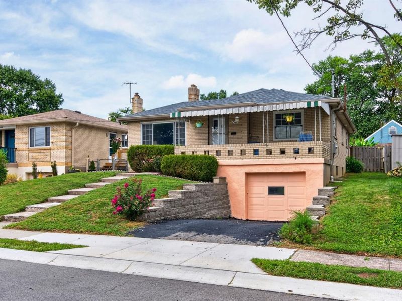 2922 Lawndale Avenue, Cincinnati, OH 45212 Photo 3