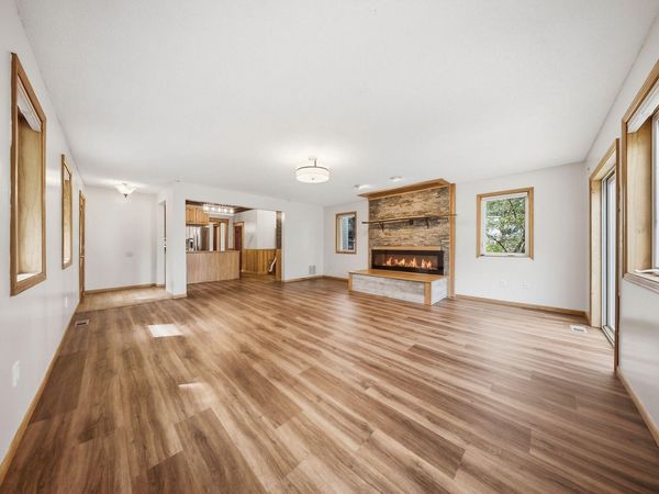 317 8th Street , Farmington, MN 55024