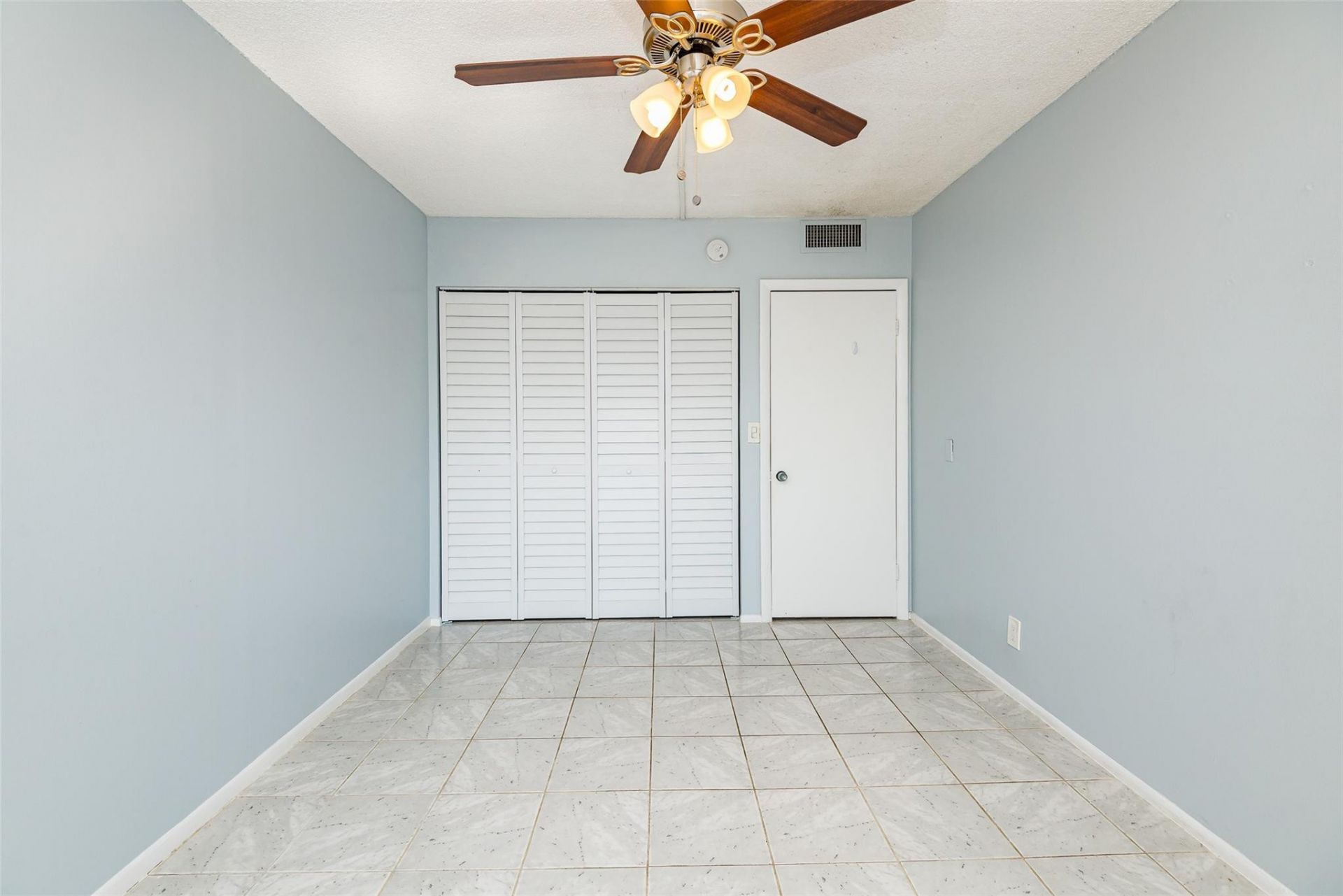 3900 N Hills Drive, Hollywood, FL 33021 Photo