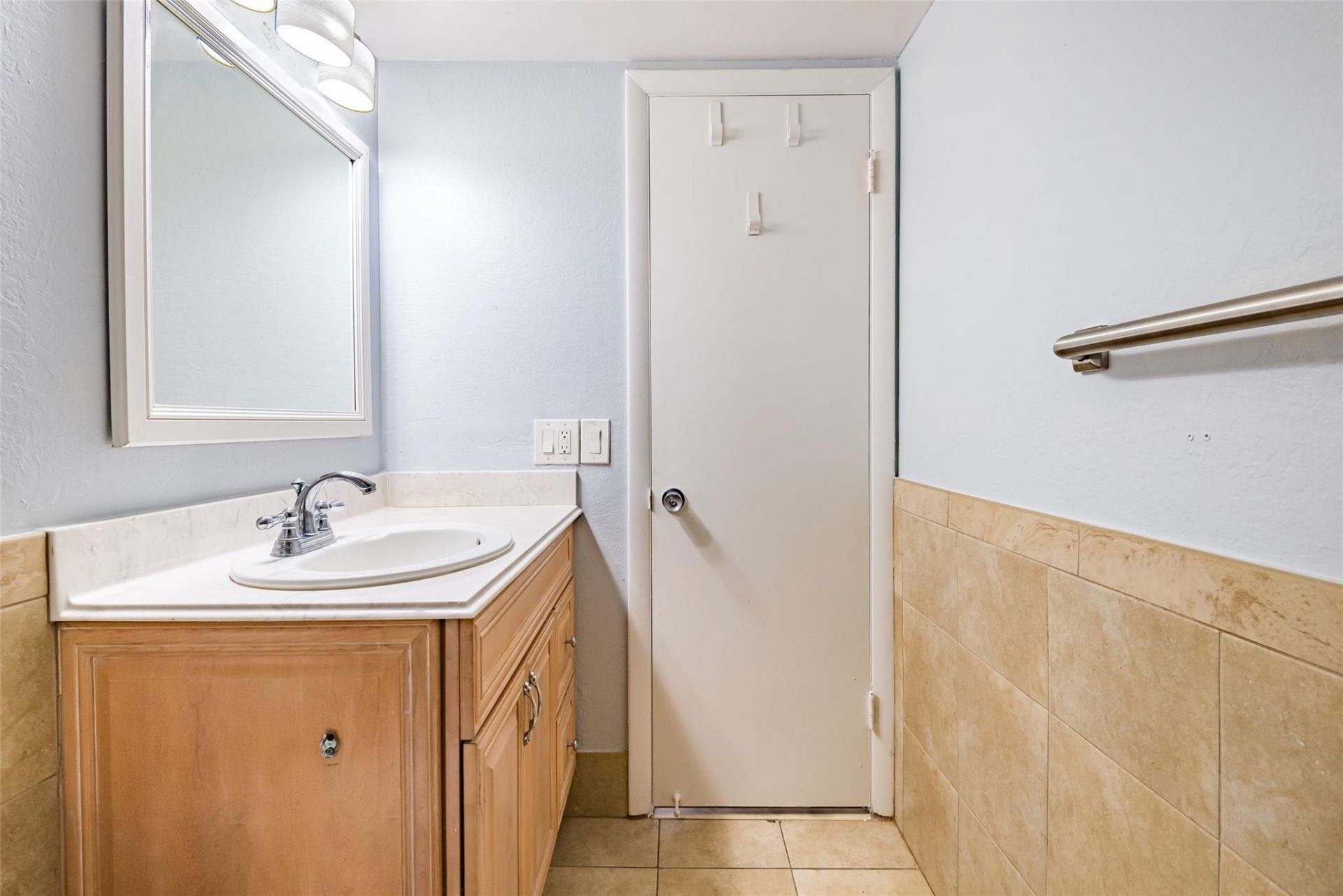 3900 N Hills Drive, Hollywood, FL 33021 Photo