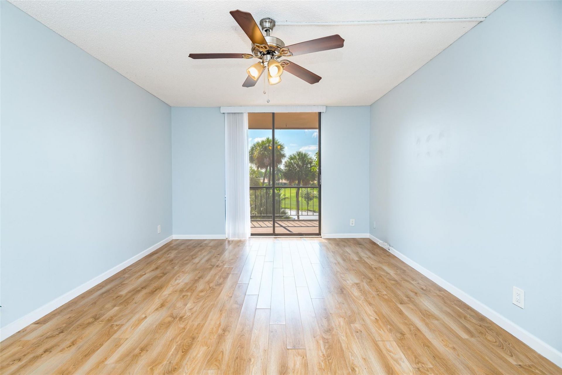 3900 N Hills Drive, Hollywood, FL 33021 Photo