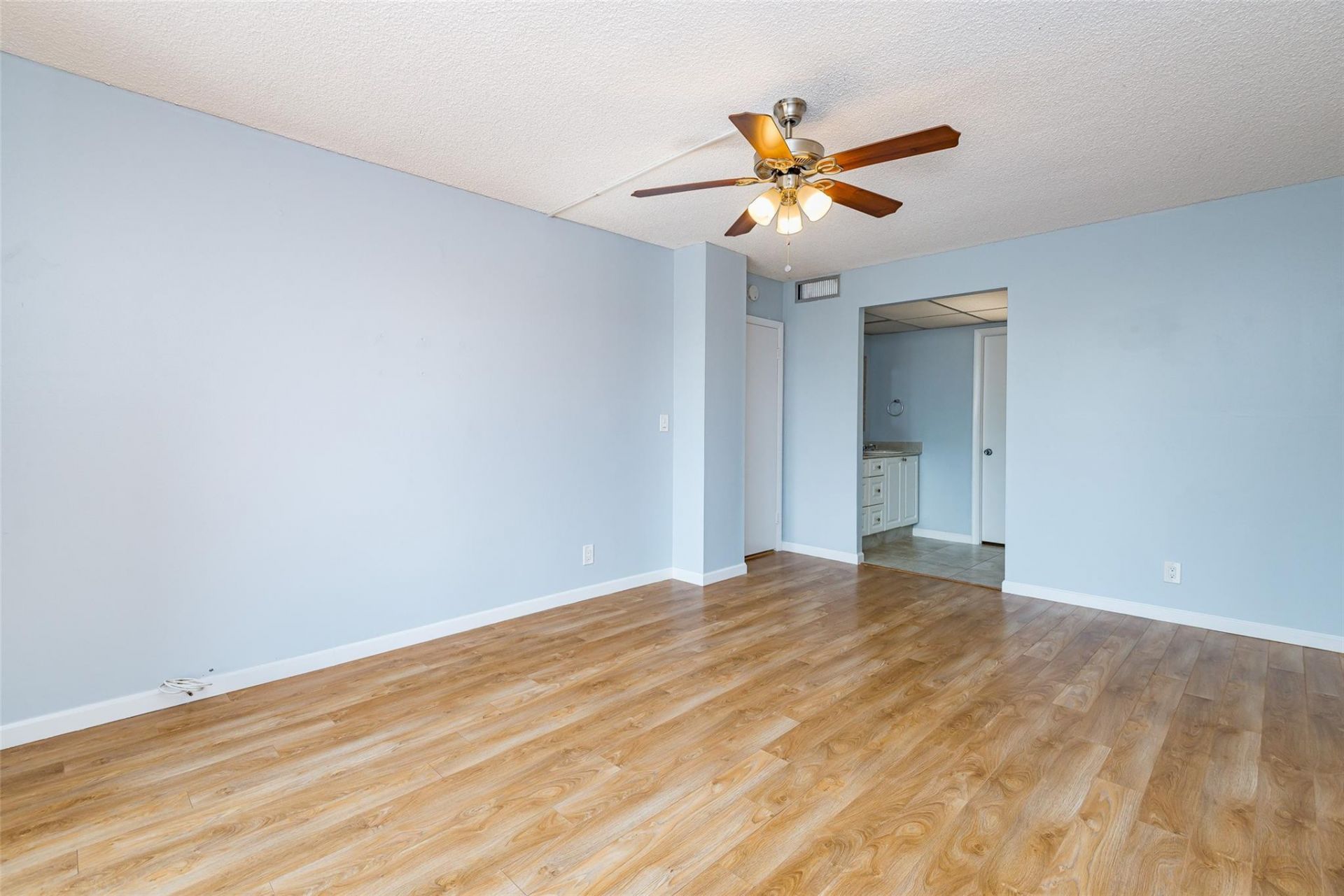 3900 N Hills Drive, Hollywood, FL 33021 Photo