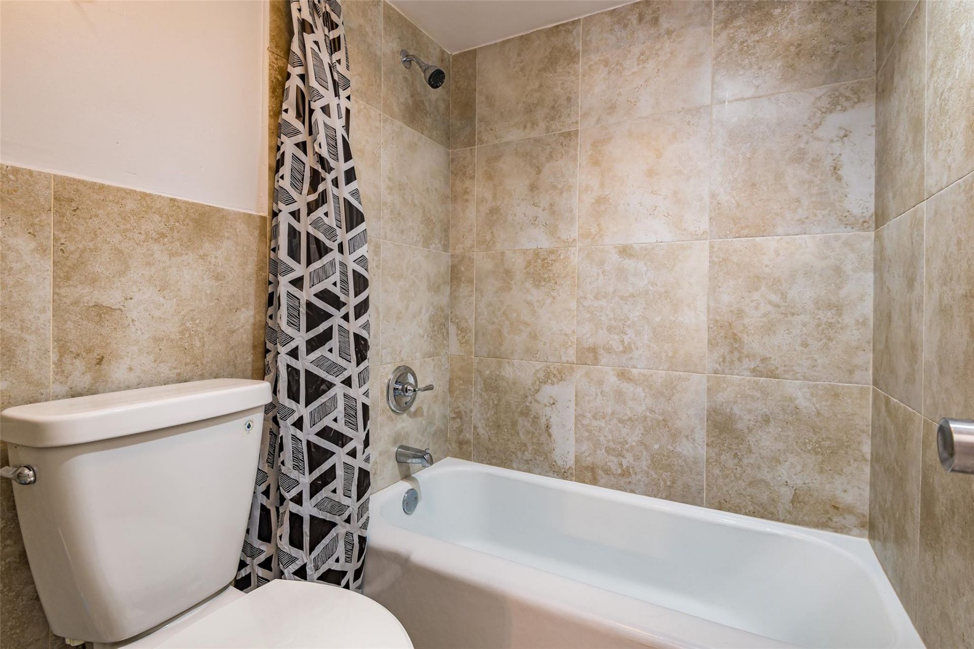 3900 N Hills Drive, Hollywood, FL 33021 Photo