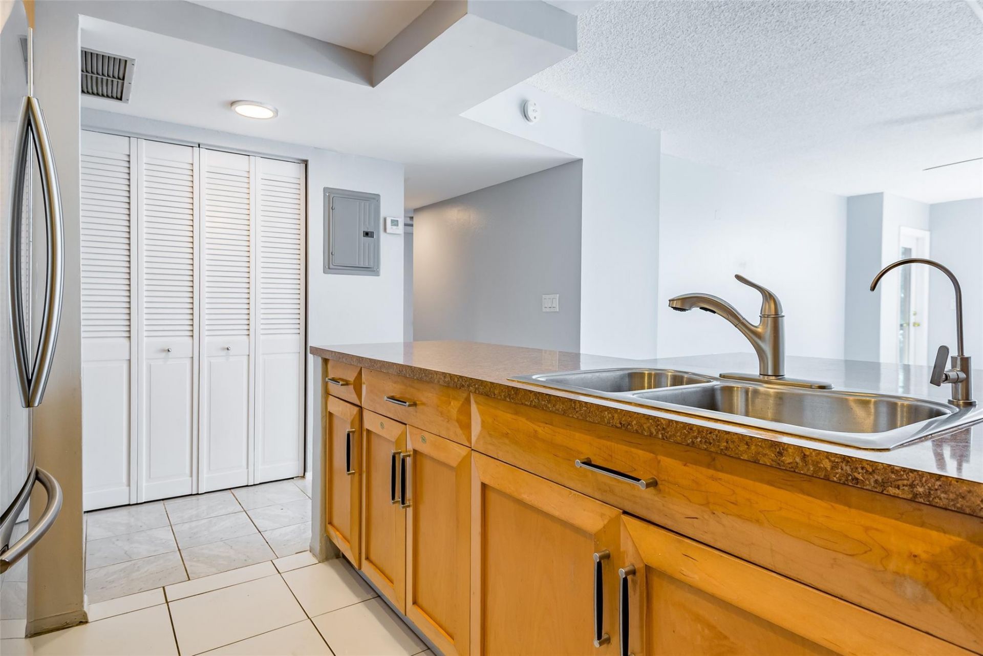 3900 N Hills Drive, Hollywood, FL 33021 Photo