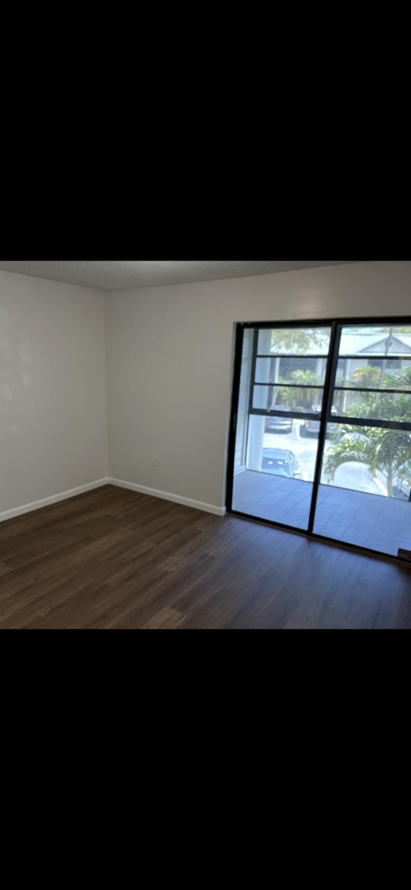 905 NE 199th Street, Unit 204, Miami, FL 33179 Photo