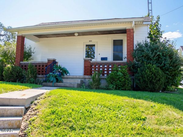 503 North Street, Wapakoneta, OH 45895
