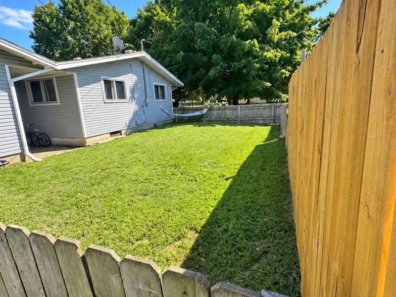 616 Fairway Drive, Washington Court House, OH 43160 Photo 24