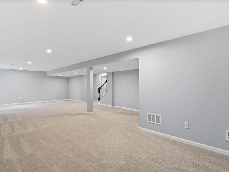 8310 Woodland Creek Court, Blacklick, OH 43004 Photo 37